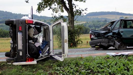 IWONICZ: Czekali w korku. Najechał na nich mężczyzna w Tico