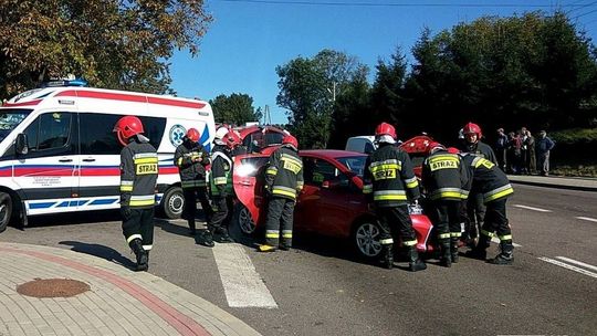 JABŁONICA POLSKA: Kolizja na drodze krajowej 19