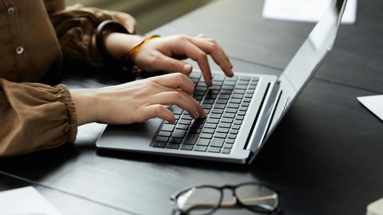 Jak w 5 minut przeczytać księgę wieczystą przez internet?