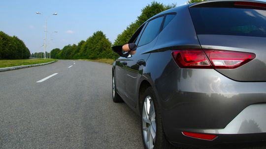 Jak znaleźć najtańsze ubezpieczenie OC? Sprawdzone sposoby i porównywarki