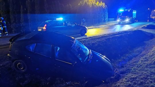 Jazdę zakończyli w rowie. Wypadek w wigilijną noc w Targowiskach