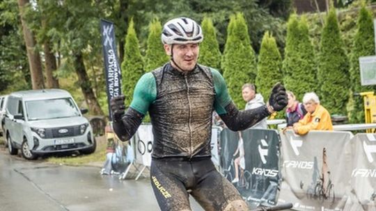Jedlicki policjant na podium Podkarpackiej Ligi Rowerowej