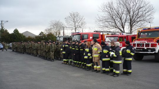 JEDLICZE: Ćwiczenia WOT-u ze strażą pożarną