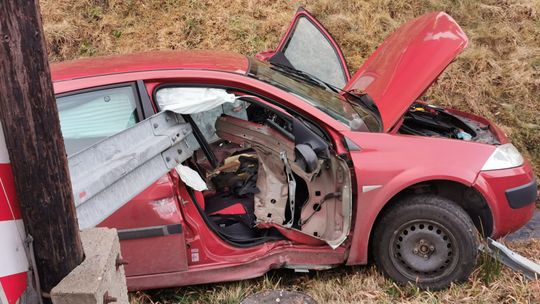 JEDLICZE: Tragiczny wypadek, kierowca zginął na miejscu