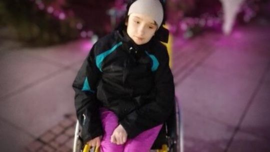 Kasia, by stanąć na nogi potrzebuje kosztownej operacji