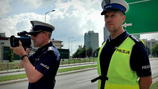 Kaskadowy pomiar prędkości. Posypały się mandaty. Apel do kierowców samochodów powyżej 3,5 tony