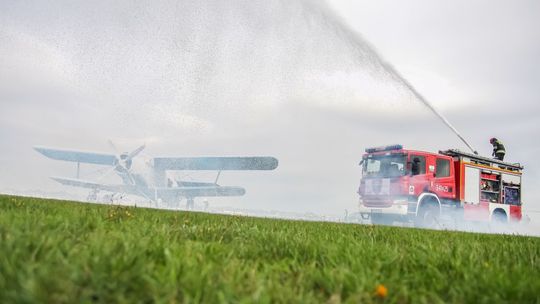 Katastrofa lotnicza i pożar w rafinerii. Ćwiczenia służb ratunkowych