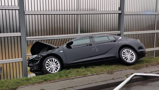Kierowca, który spowodował zdarzenie drogowe, zgłosił się na komisariat