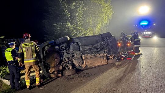 Kierowca pijany. Przy pasażerze najprawdopodobniej środki odurzające