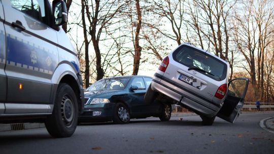 Kierowco! Jesienią zachowaj ostrożność na drodze!