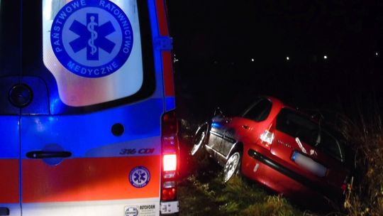 Kilka zdarzeń drogowych w pierwszy śnieżny dzień