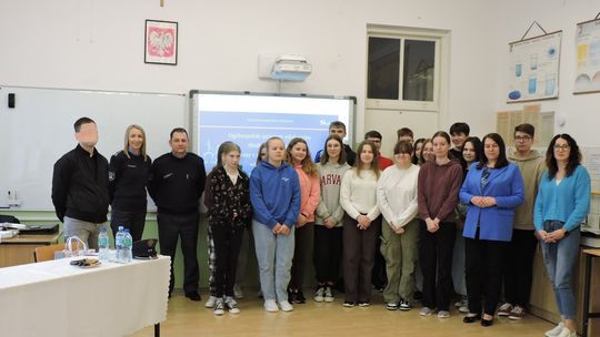 Kolejna podstawówka z Gminy Rymanów wzięła udział w programie edukacyjnym  „W służbie prawu”