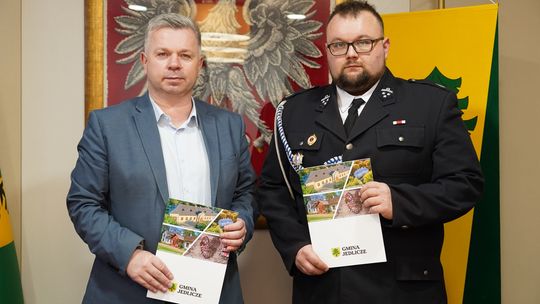 Kolejne finansowe wsparcie dla budowy remizy w Podniebylu