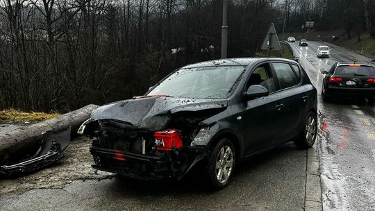 Kolejne zdarzenie  drogowe w Dukli. Tym razem na drodze krajowej 19