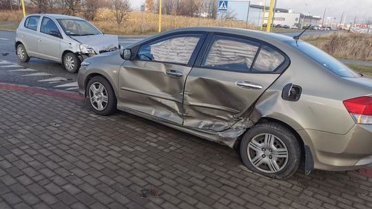 ? Kolejne zdarzenie na skrzyżowaniu Lotników i Ikara [AKTUALIZACJA]