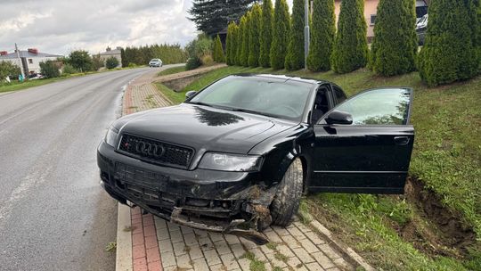 Kolejny pojazd wypadł z łuku drogi w Chorkówce