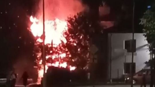 Kolejny pożar przy ul. Guzikówka. Mieszkańcy domagają się zabezpieczenia obiektu