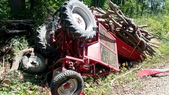 ? Kolejny wypadek w lesie. Dwóch mężczyzn rannych pod słowacką granicą