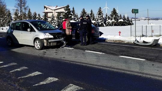 Kolizja dwóch osobówek na DK28 w Rymanowie