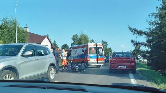 Kolizja motocykla z samochodem osobowym w Iwoniczu
