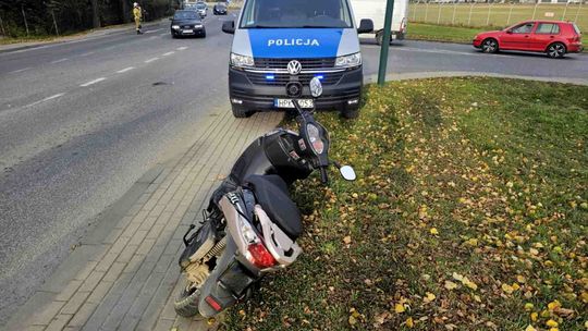 Kolizja z udziałem jednośladu na Zręcińskiej. Ranny senior