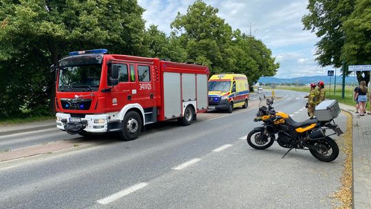 Kolizja z udziałem motocyklisty i samochodu osobowego na ul. Zręcińskiej