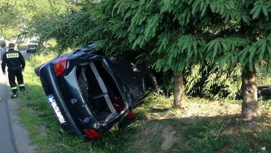 KOMBORNIA: Tragiczny początek wakacji, nie żyje pasażer Forda