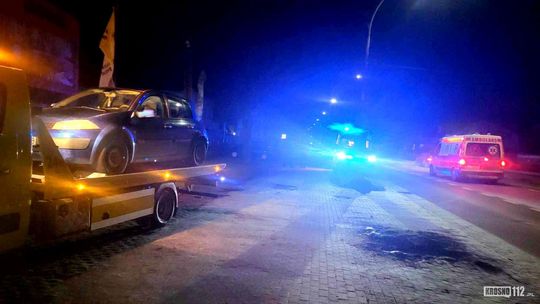 Kompletnie pijany kierowca renault zatrzymany w centrum Krosna