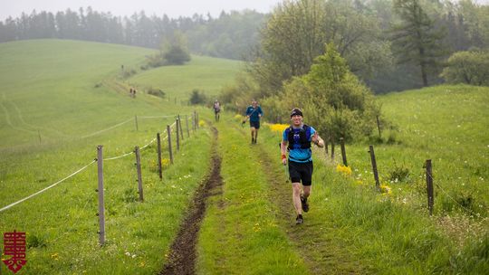 Ultramaraton Jaga-Kora. Trasy biegaczy przetną kilka dróg w powiecie. Jedź tam ostrożnie!