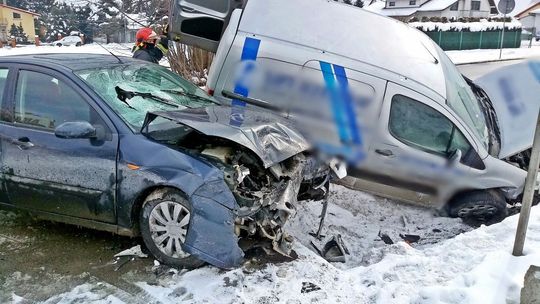 KORCZYNA: Zderzenie samochodów na Krośnieńskiej
