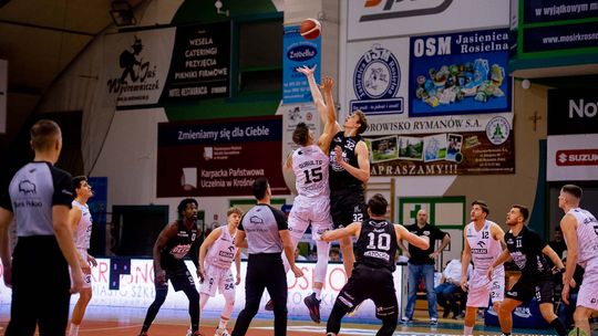 Koszykówka. Miasto Szkła Krosno - Sensation Kotwica Kołobrzeg