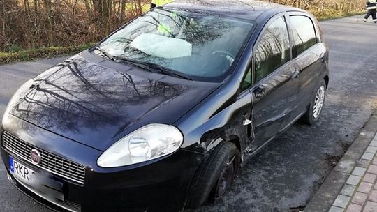 KROŚCIENKO WYŻNE: Zderzenie volkswagena golfa i fiata punto
