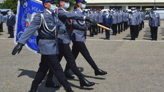 Krośnianie odebrali medale i awanse podczas obchodów Święta Policji
