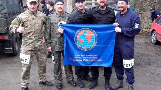 Krośnieńscy policjanci pobiegli w Maratonie Komandosa