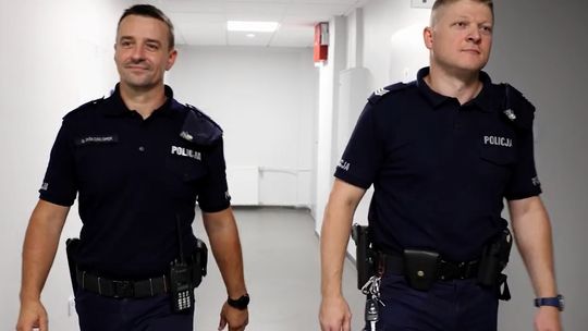Krośnieńscy policjanci uratowali życie kobiety. Otrzymali medale