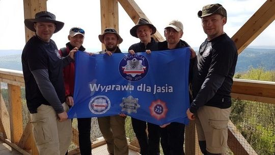 Krośnieńscy policjanci wędrowali dla Jasia