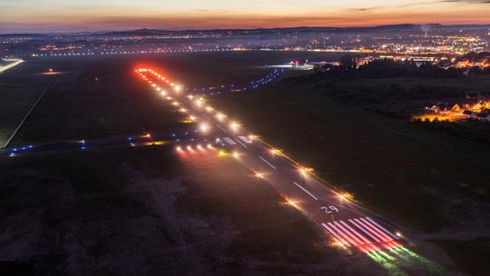 Krośnieńskie lotnisko w zasięgu prywatnej sieci 5G