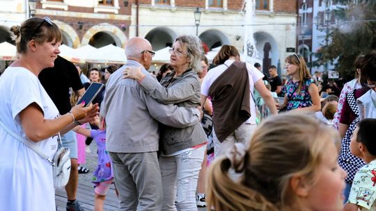 Krośnieńskie Potańcówki łączą pokolenia [ZDJĘCIA]