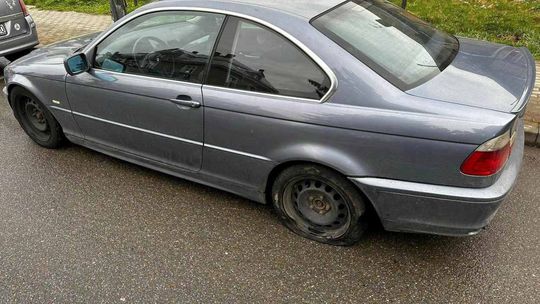 Krosno. 25-latek w BMW spowodował groźną kolizję. Finał w sądzie