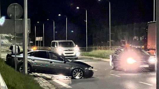 ? Krosno/DK28. Podczas zmiany pasa ciężarówką zepchnął audi na przeciwny pas