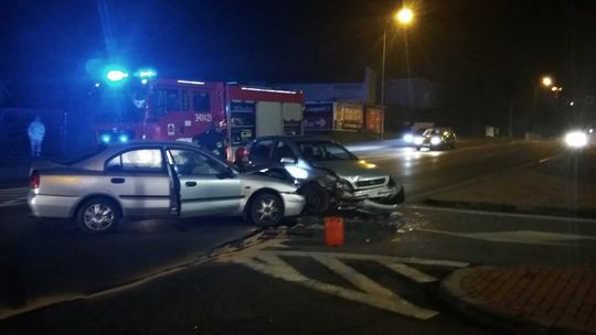 KROSNO: Dwie ciężarne kobiety w szpitalu po kolizji na ulicy Niepodległości