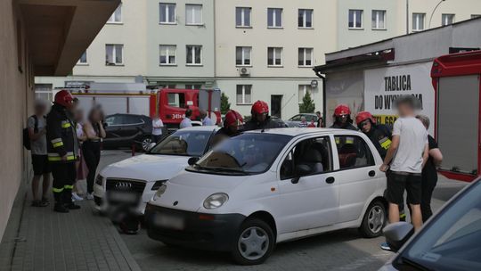 KROSNO: Kolizja audi i matiza na Kolejowej