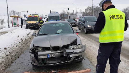 Krosno. Kolizja na Korczyńskiej przy nowej sygnalizacji świetlnej