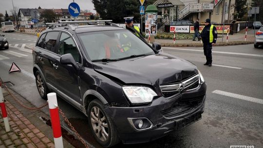 ? Krosno. Kolizja Opla i Volkswagena na Lwowskiej