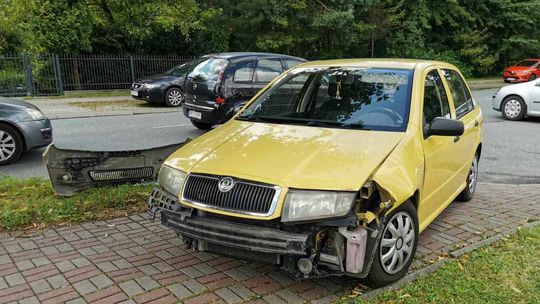 Krosno. Kolizja Skody i Audi na ul. Bursaki