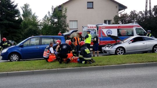KROSNO: Najechanie na siebie pojazdów