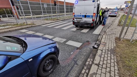 KROSNO: Najechanie na tył policyjnego ambulansu