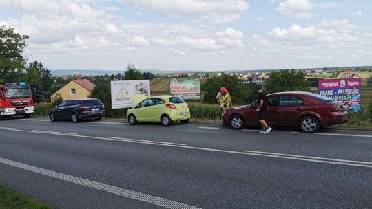 ? Krosno: Najechanie na tył trzech fordów