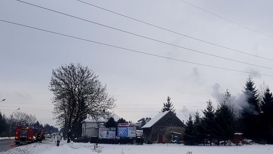 KROSNO: Ogień pojawił się w pustostanie
