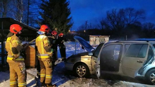 ? Krosno. Poranny pożar samochodu przy ul. Kopernika